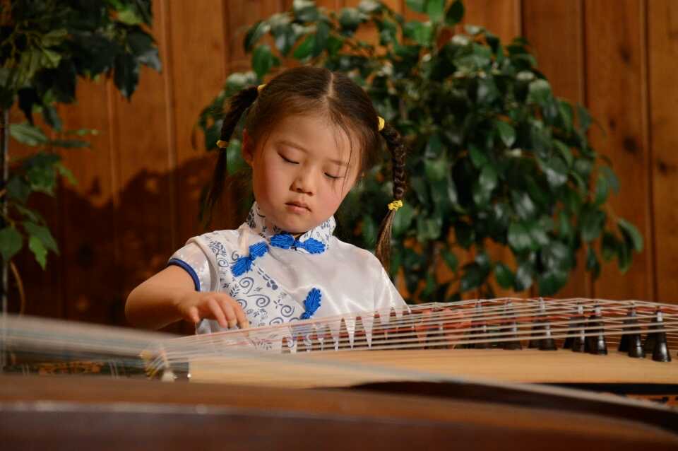 Ancient Melodies, Modern Stage: How the Yuan Yin Group Honors Guzheng and&nbsp;GuQin